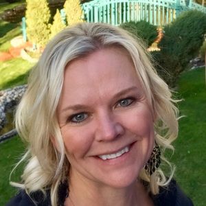 Meet your Posher, Staci